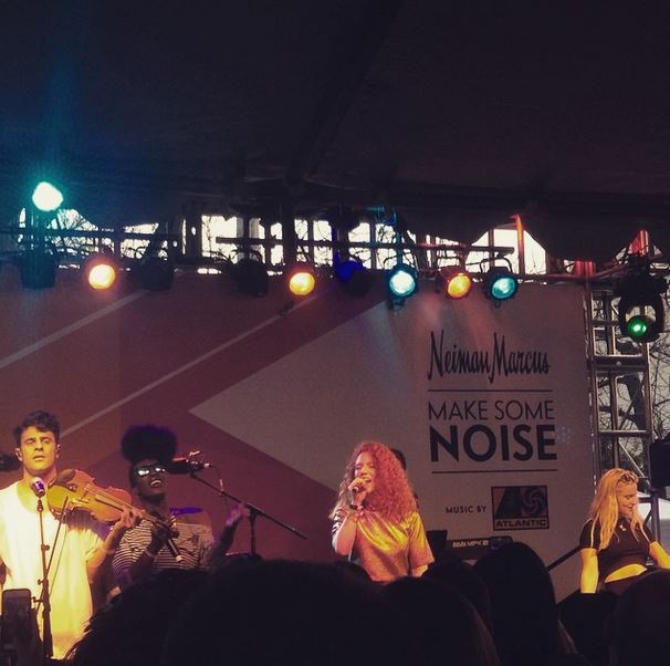 @thisisvinyl Instagram: No place we'd rather be than here at #NMmakesomenoise watching @cleanbandit @jessglynne and @courtthebesta #vinylmagsxsw